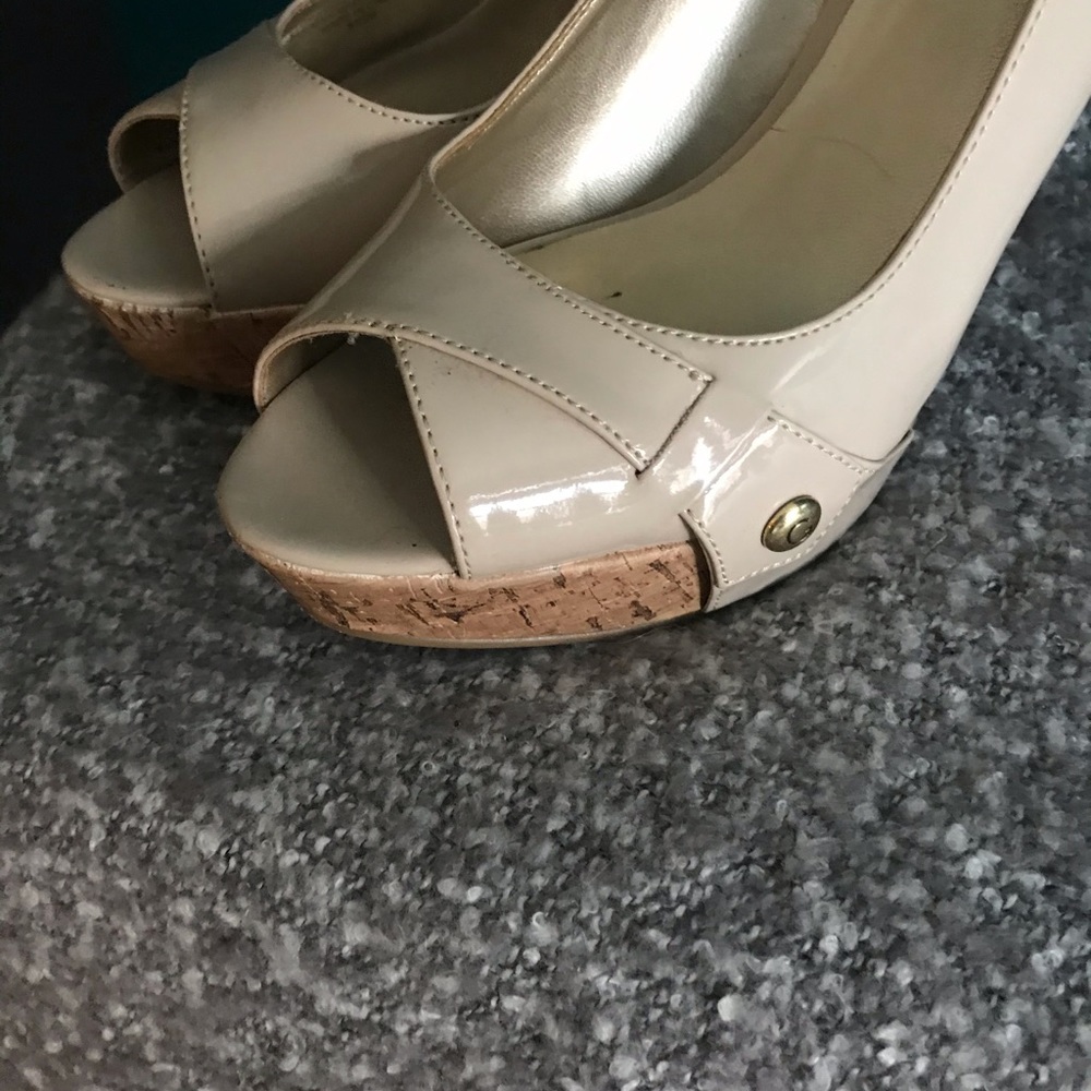 Guess heels - Picture 3 of 4